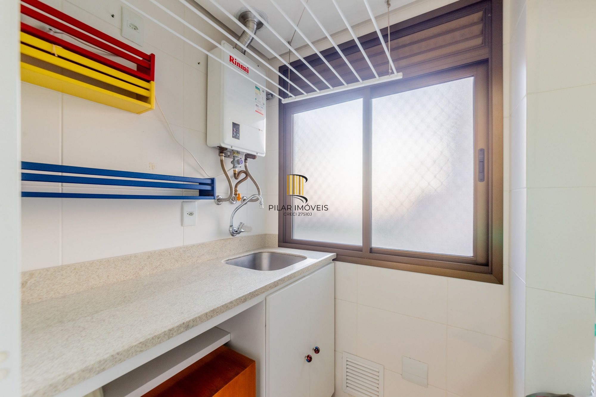 Apartamento com 2 suites, lavabo e 2 vagas de garagem no Bairro Rio Branco