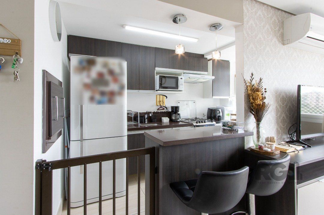 Apartamento 2 dormitórios no bairro Glória