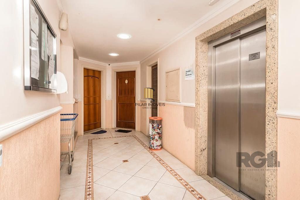 Apartamento 3 dormitórios no bairro Cavalhada