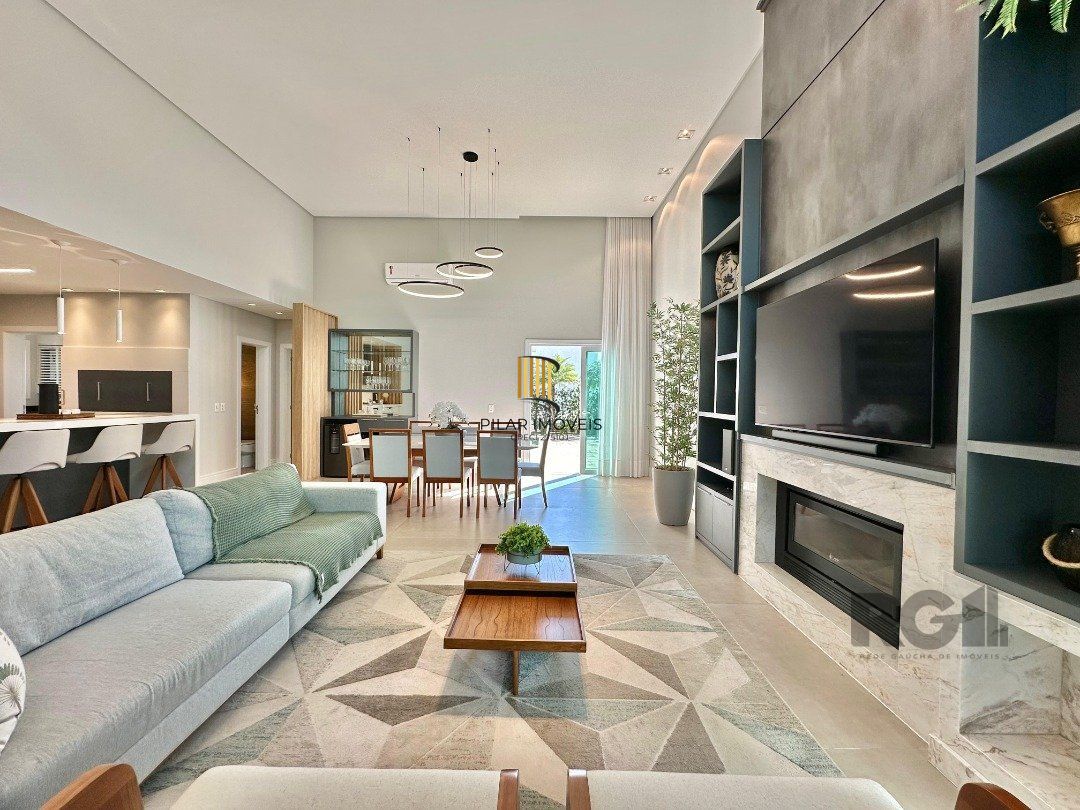Casa de Condomínio 3 dormitórios no bairro Dubai