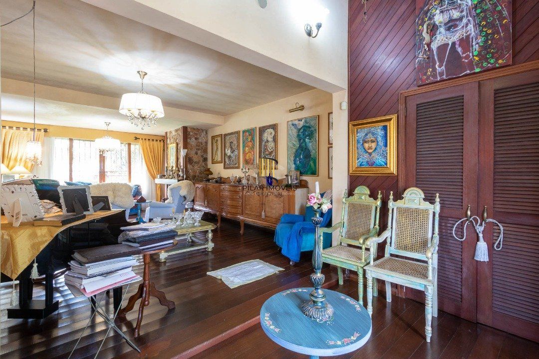 Casa Condominio para Venda - 386m², 3 dormitórios, sendo 2 suites, 2 vagas - Espirito Santo