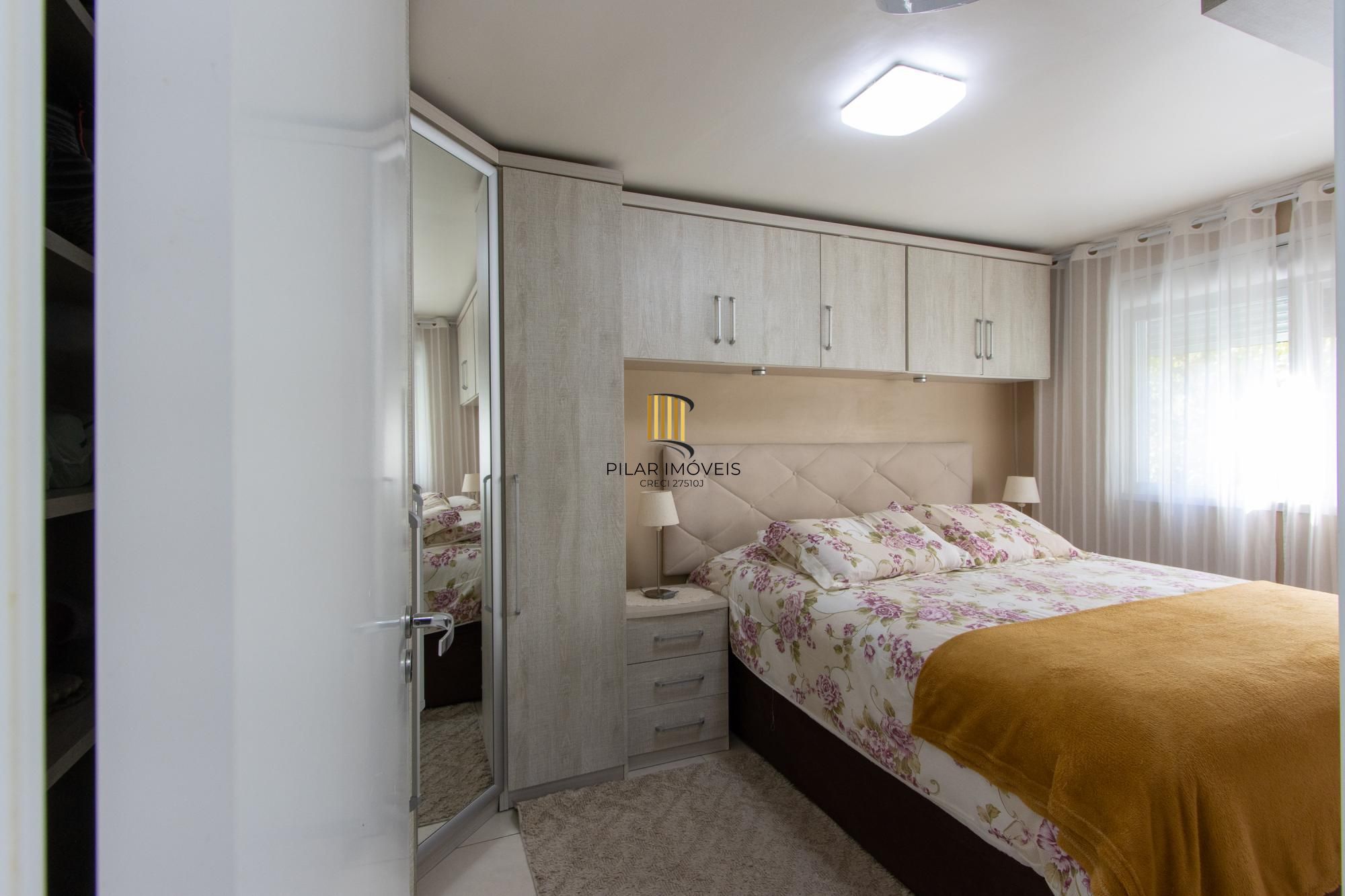 Apartamento  com  2 dormitórios, cozinha americana, Banheiro social, gás central, 1 vaga
