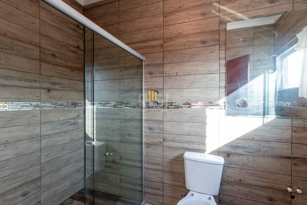 Casa para Venda - 178.4m², 3 dormitórios, sendo 1 suites, 2 vagas - Hípica