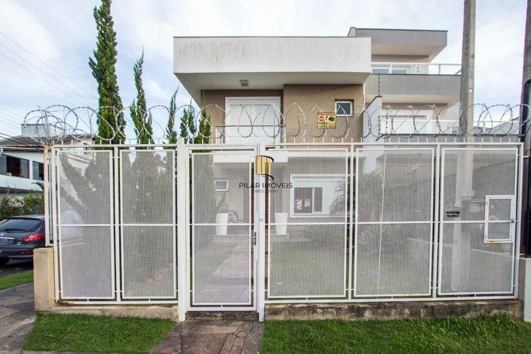 Casa para Venda - 147.3m², 3 dormitórios, sendo 1 suites, 3 vagas - Guarujá