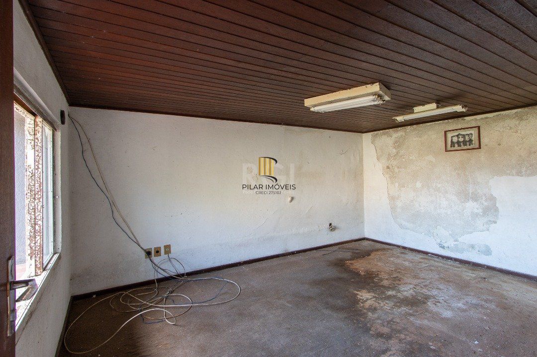 Casa para Venda - 172.54m², 2 dormitórios, sendo 1 suites, 4 vagas - Ipanema