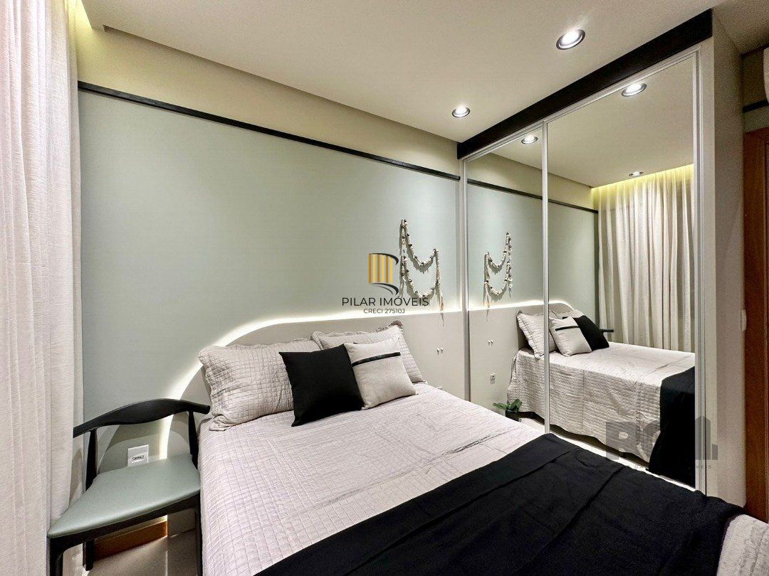 Apartamento 2 dormitórios no bairro Centro