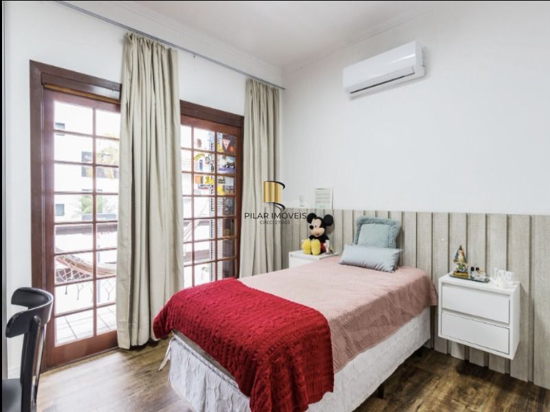 Casa com ótima localização proximo ao shopping IGUATEMI