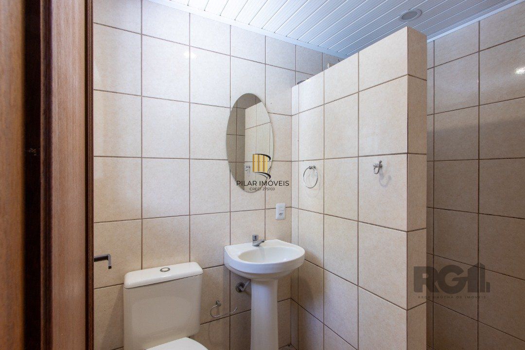 Casa 4 dormitórios no bairro Espírito Santo