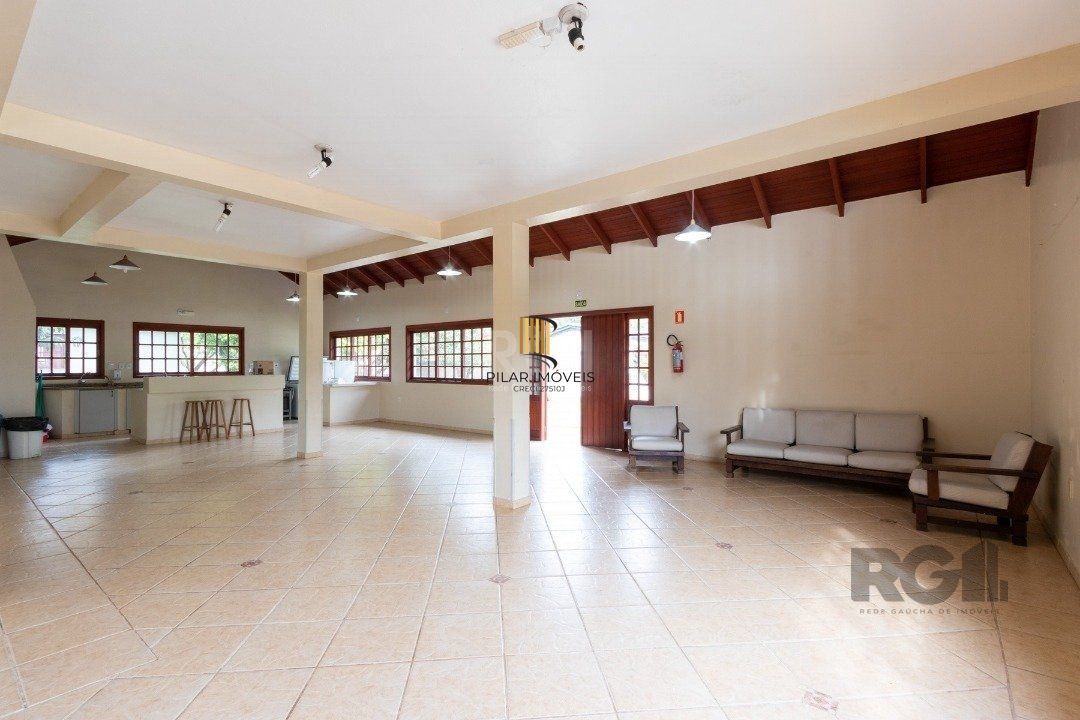 Casa de Condomínio 4 dormitórios no bairro Cavalhada