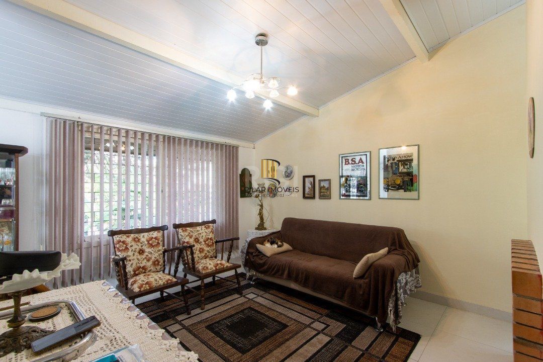 Casa para Venda - 180m², 3 dormitórios, sendo 1 suites, 2 vagas - Ipanema