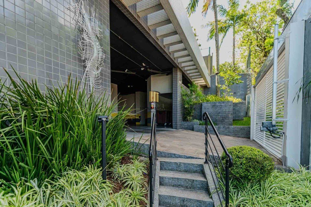 **Apartamento Garden com 3 dormitórios sendo 1 suíte à Venda - Bairro Cristal, Porto Alegre**