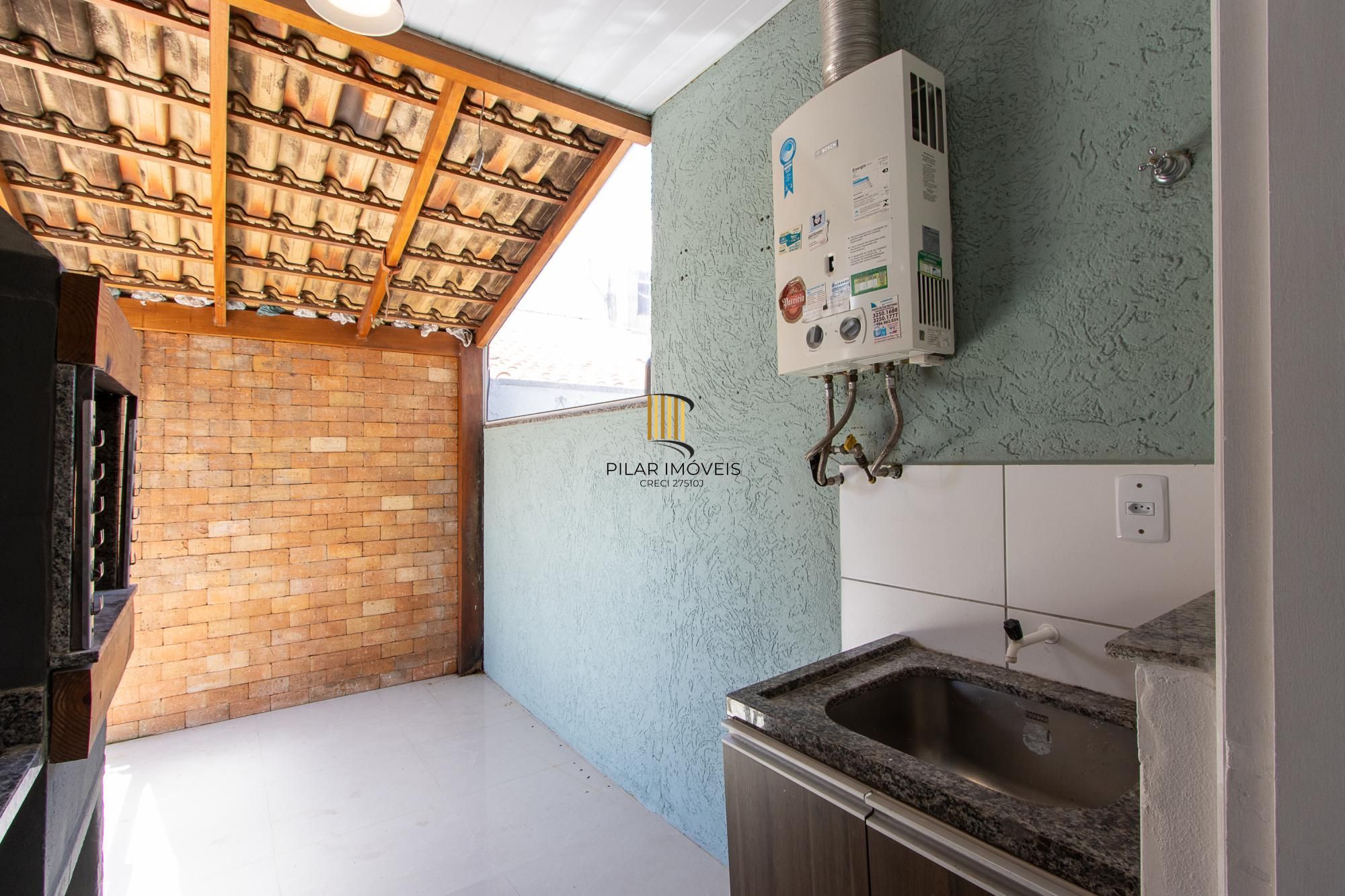 Casa de Condomínio 2 dormitórios no bairro Hípica