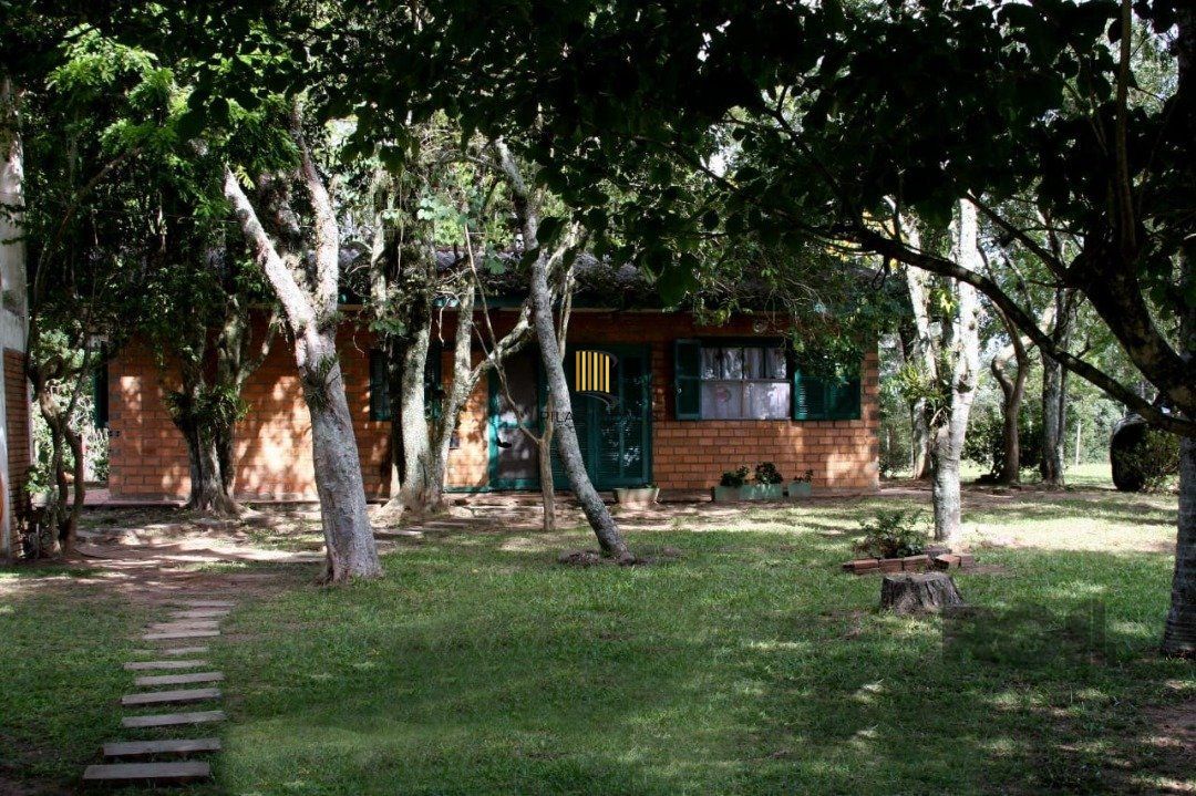 Sítio 3 dormitórios no bairro Estância Grande
