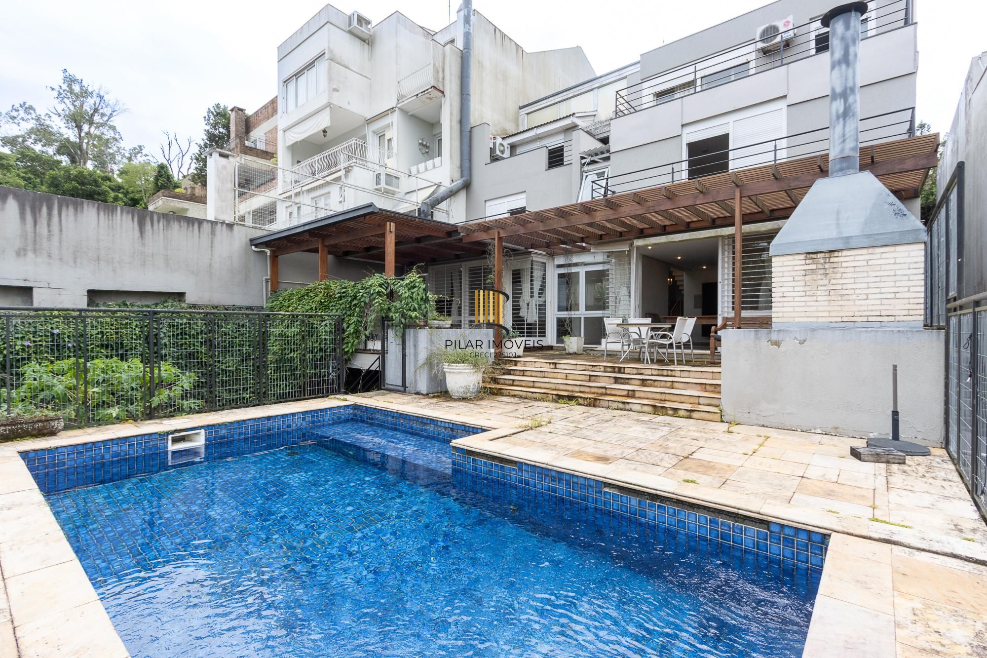 Casa com 4 dormitórios à venda, Jardim Isabel, Porto Alegre