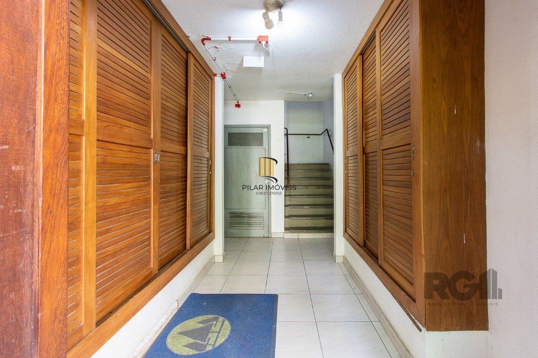 Apartamento 2 dormitórios no bairro Cavalhada