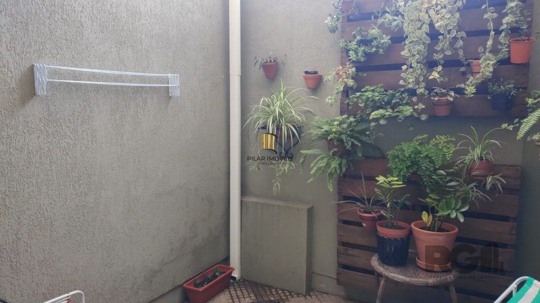 Casa Condominio para Venda - 118m², 3 dormitórios, sendo 1 suites, Cristal