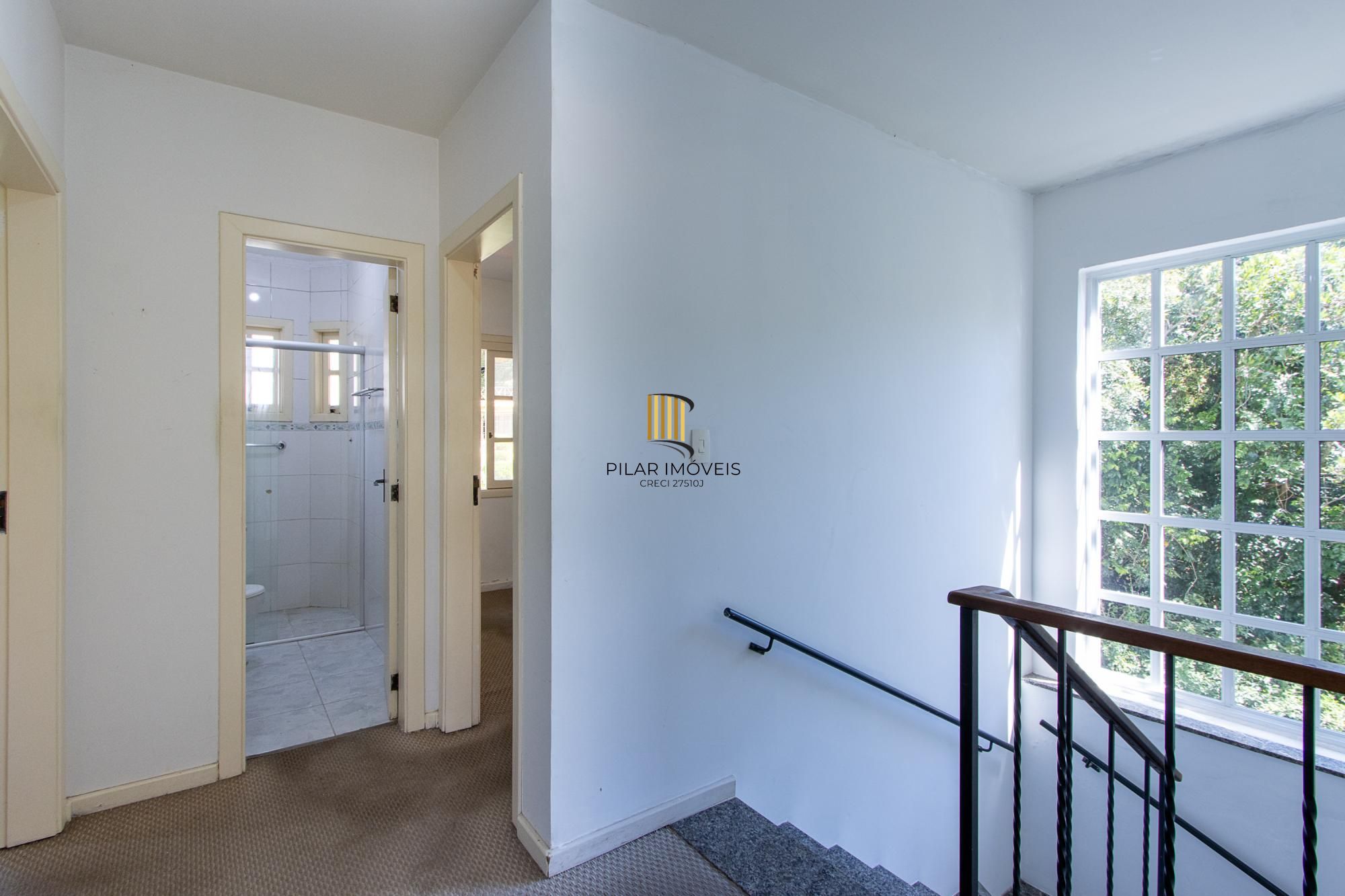 Casa à venda no Altos do Ipê no Bairro Espirito Santo.