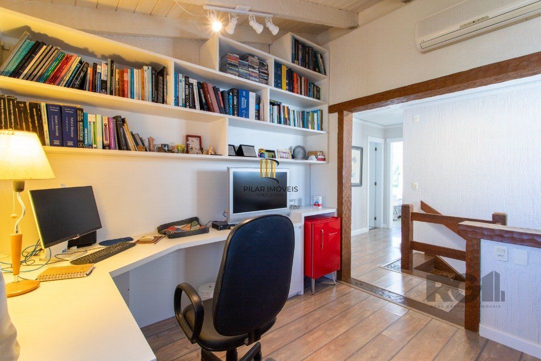 Casa para venda - 321m² - 4 suítes - Chapéu do Sol