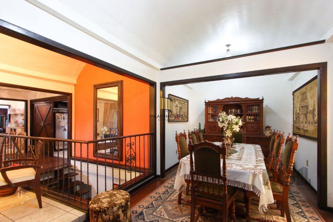 Casa de esquina.