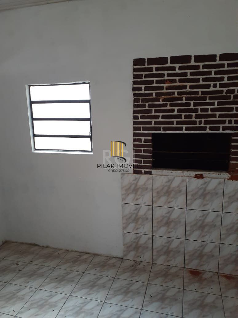 Casa para Venda - 80m², 2 dormitórios, 3 vagas - Belém Novo