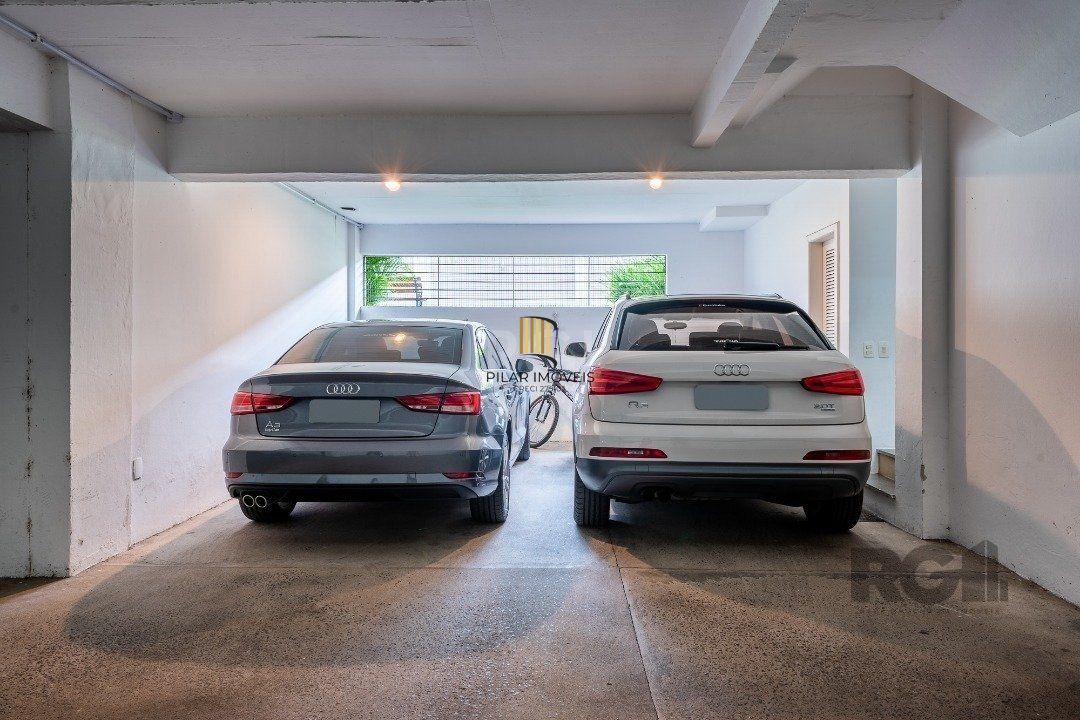 Excelente casa em condomínio no Bairro Tristeza - Ao lado do Shopping Paseo