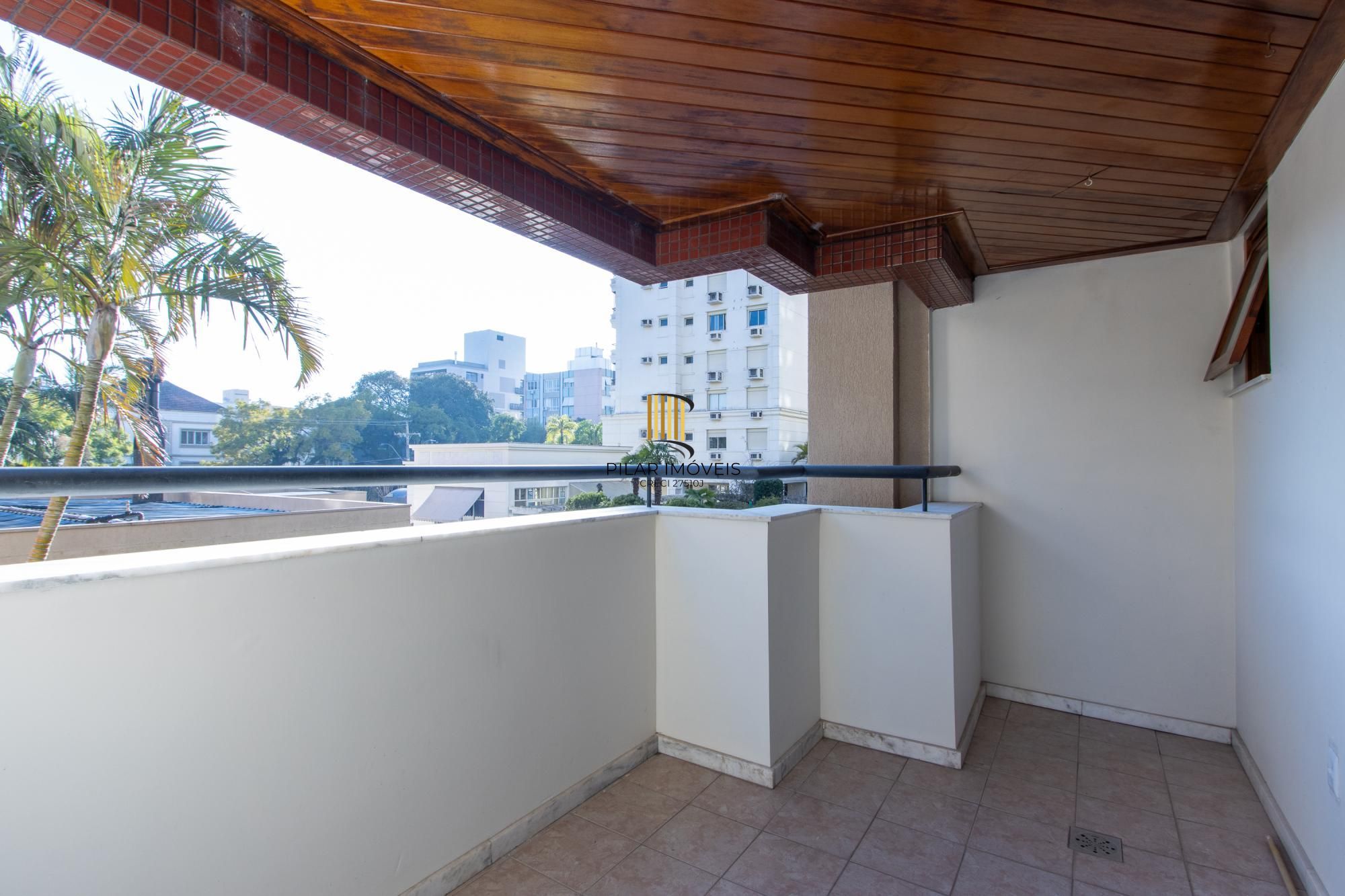 Apartamento 3 dormitórios no bairro Menino Deus