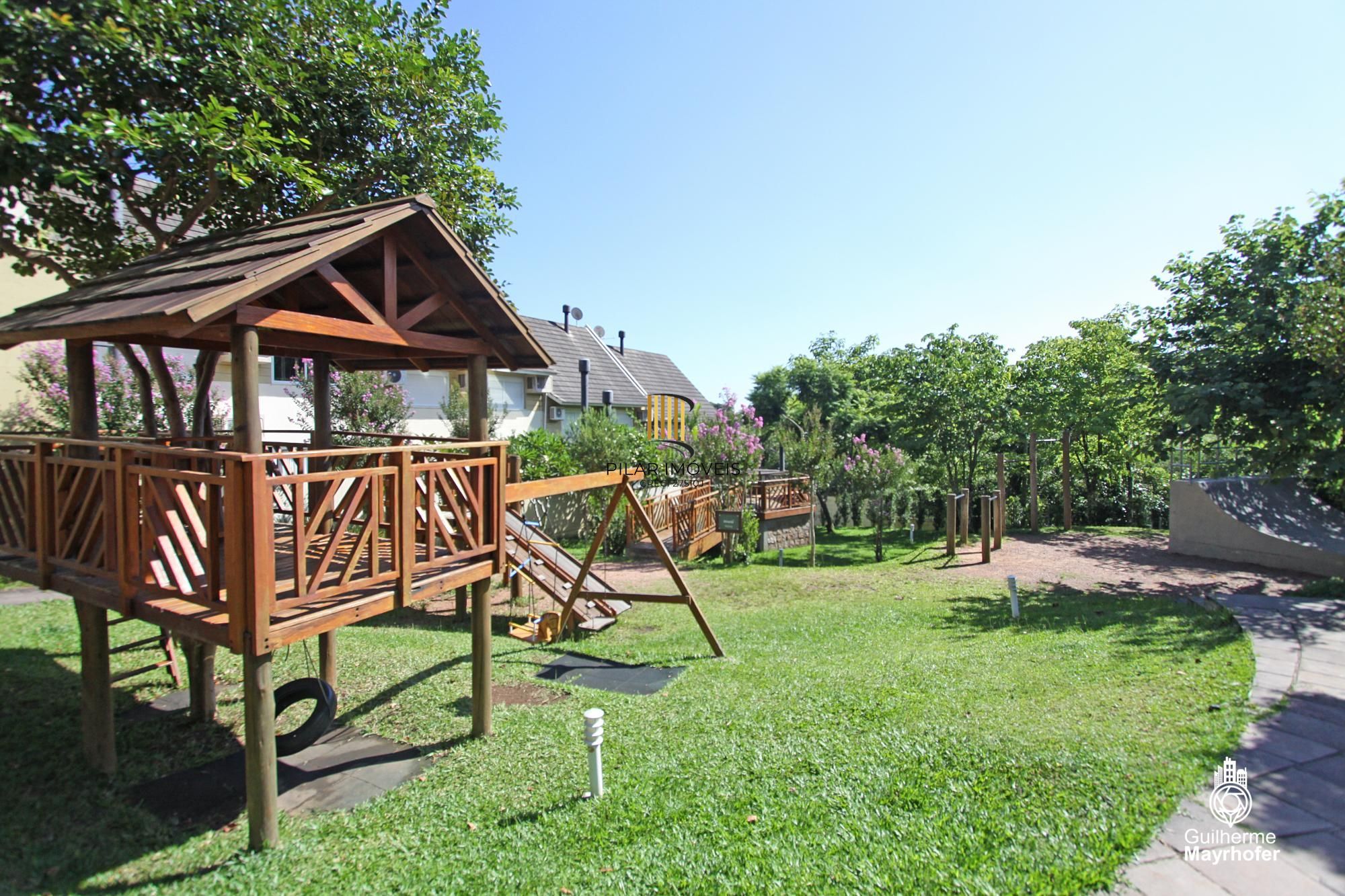 Casa em Condomínio com 3 quartos e 216m² à venda em Teresópolis, Porto Alegre.