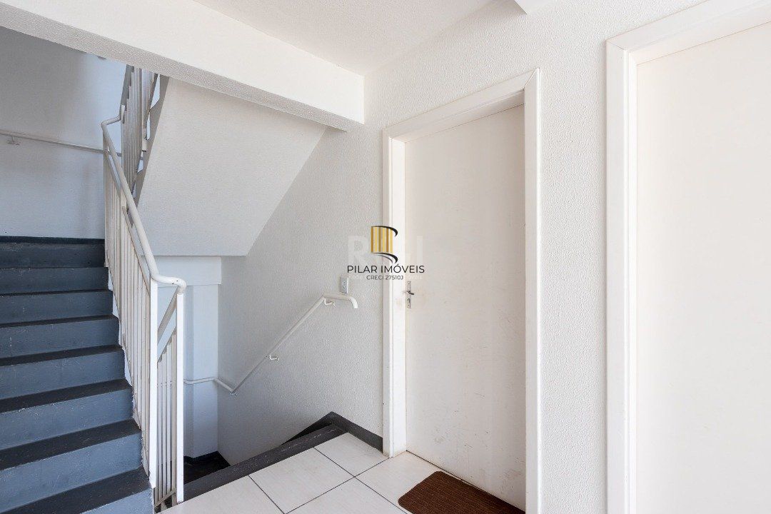 Apartamento 2 dormitórios , sala com dois ambientes , cozinha americana sacada com churrasqueira 1 vaga