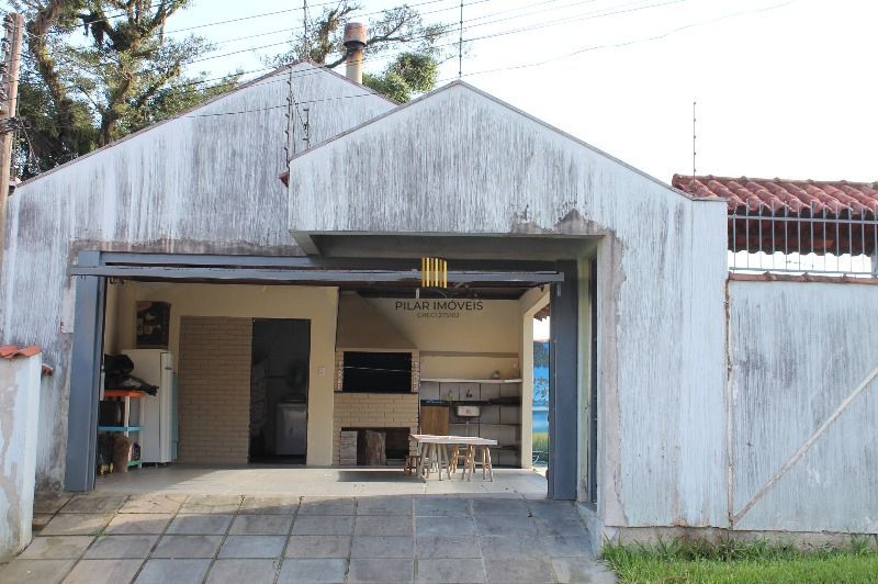Casa para Venda - 255.68m², 4 dormitórios, sendo 1 suites, 2 vagas - Tristeza