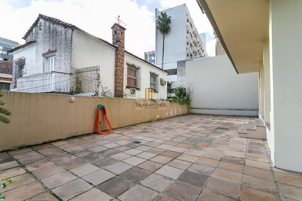 Apartamento para Venda - 110.55m², 3 dormitórios, sendo 2 suites, 1 vaga - Petrópolis