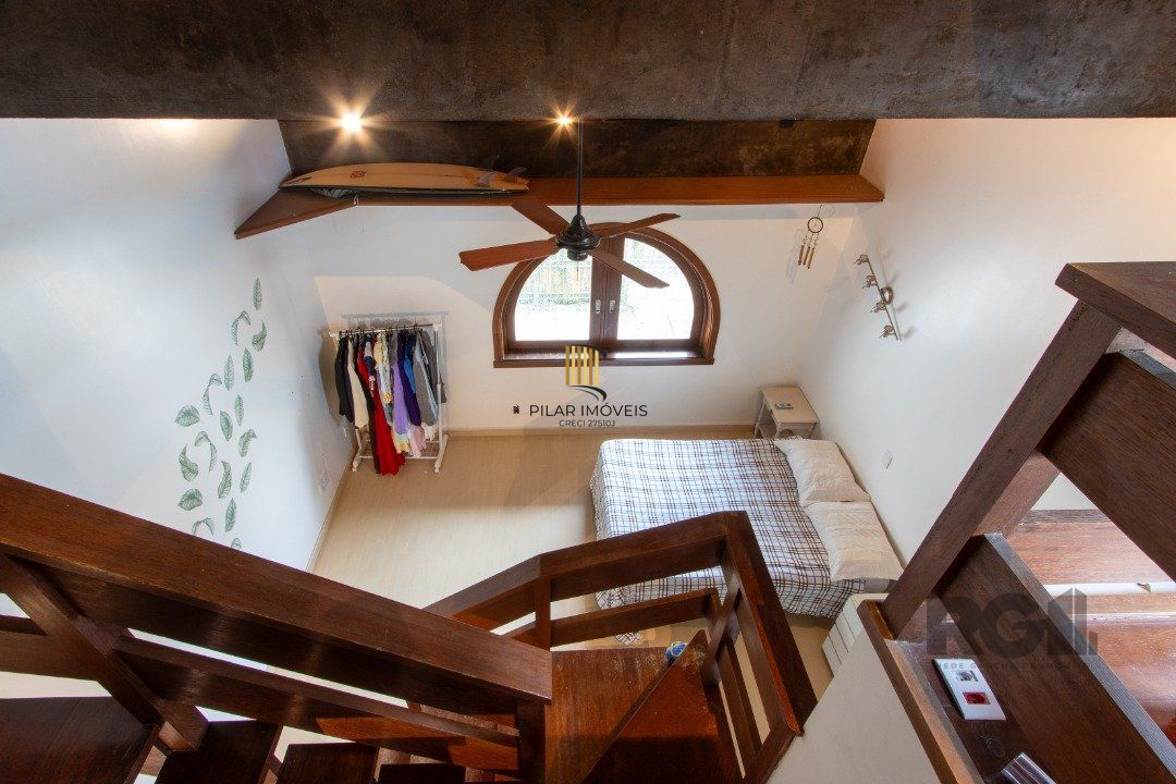 Casa para Venda - 645m², 4 dormitórios, sendo 4 suites, 11 vagas - Tristeza