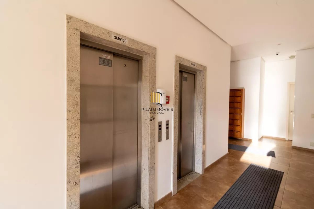 Apartamento à venda com 70m², 2 quartos e 1 vaga no bairro Jardim Botânico