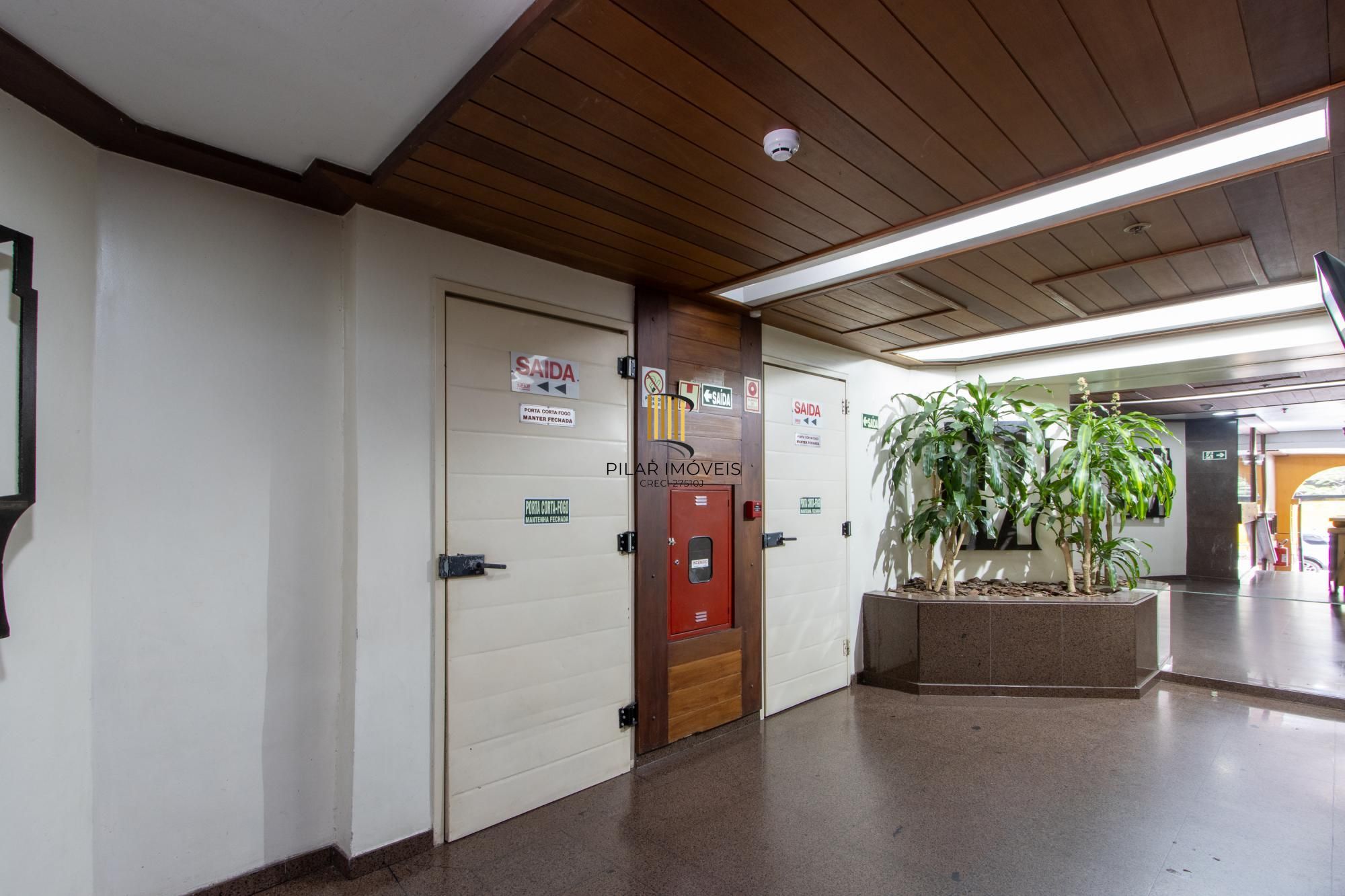 Conjunto Comercial 3 dormitórios no bairro Moinhos de Vento