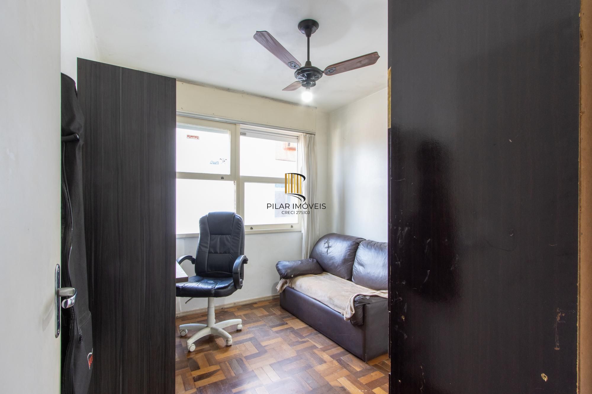 Apartamento de 3 dormitórios com uma vaga de garagem à venda no bairro Menino Deus – Porto Alegre