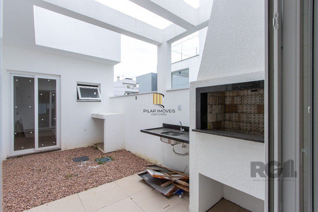 Casa 3 dormitórios no bairro Aberta dos Morros