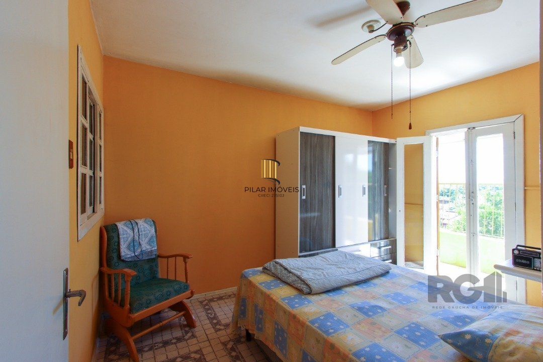 Casa 04 dormitórios, 02 suítes, living 02 ambientes