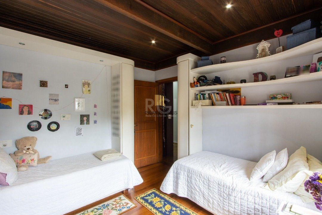 Casa 3 dormitórios no bairro Jardim Isabel