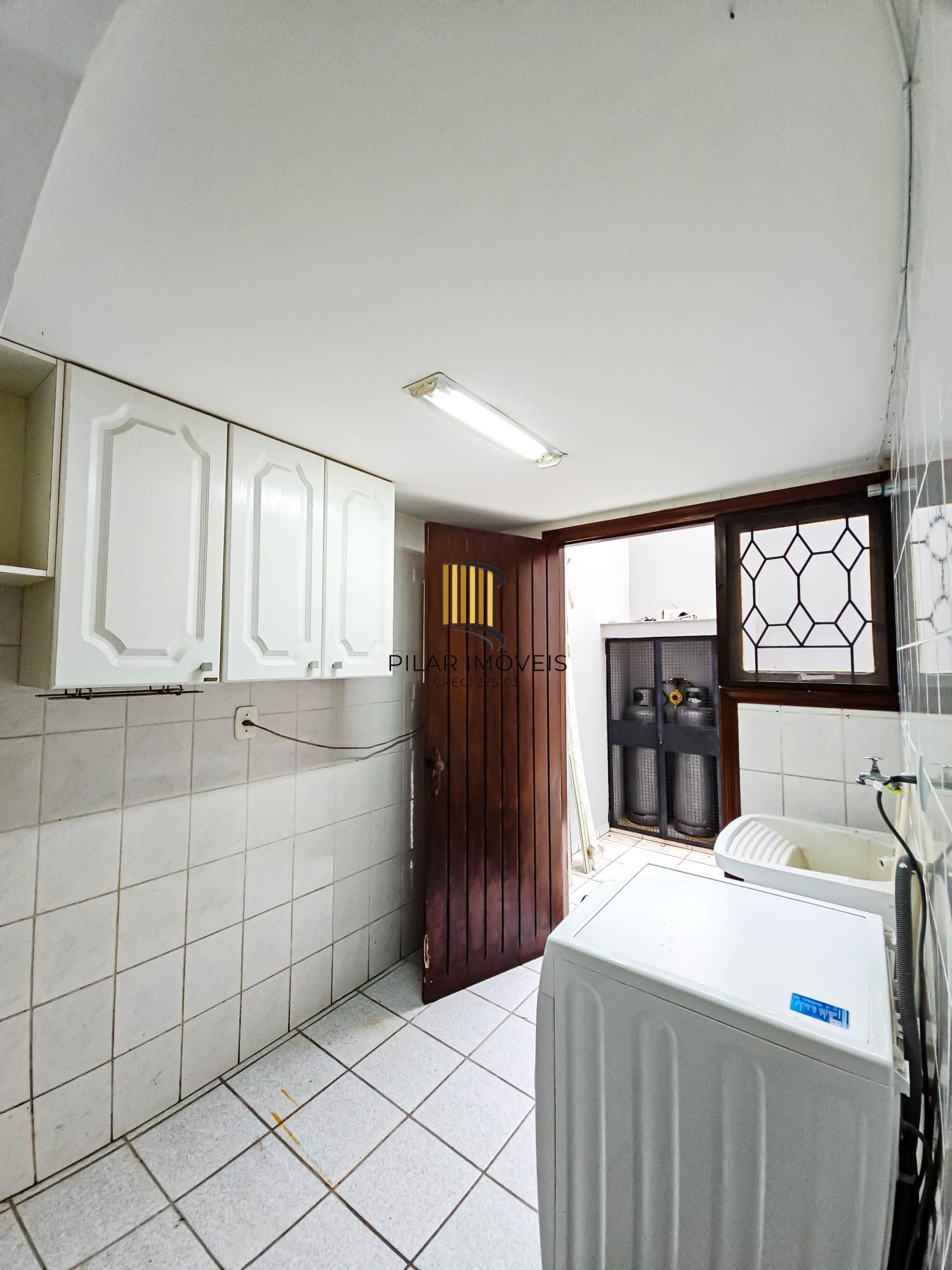 Casa de Condomínio 3 dormitórios no bairro Tristeza
