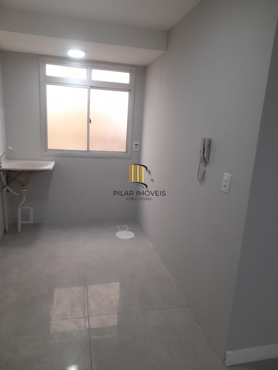 Apartamento 2 dormitórios no bairro Lomba do Pinheiro