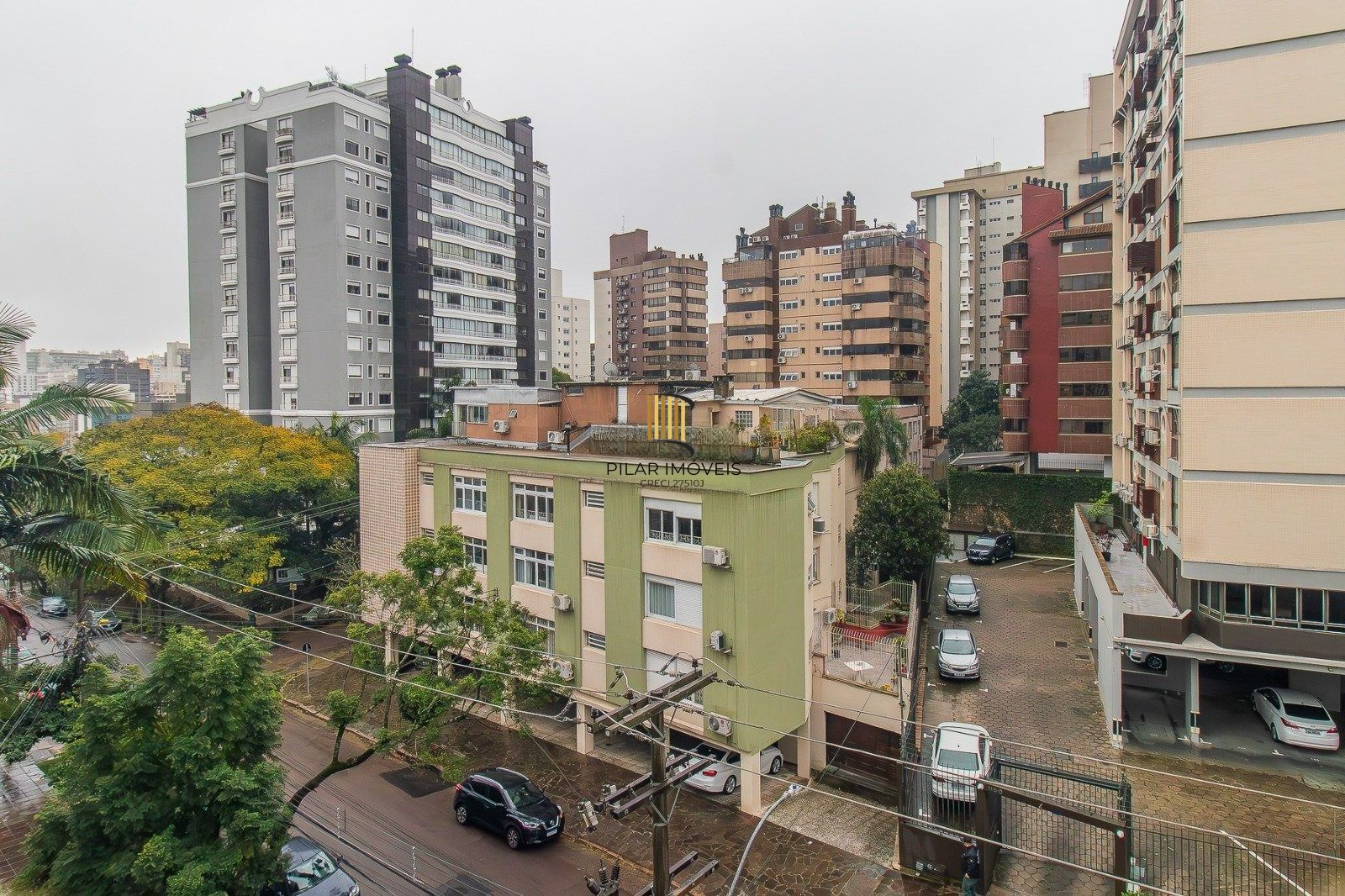 Apartamento com 2 suíteS, 2 vagas e churrasqueira