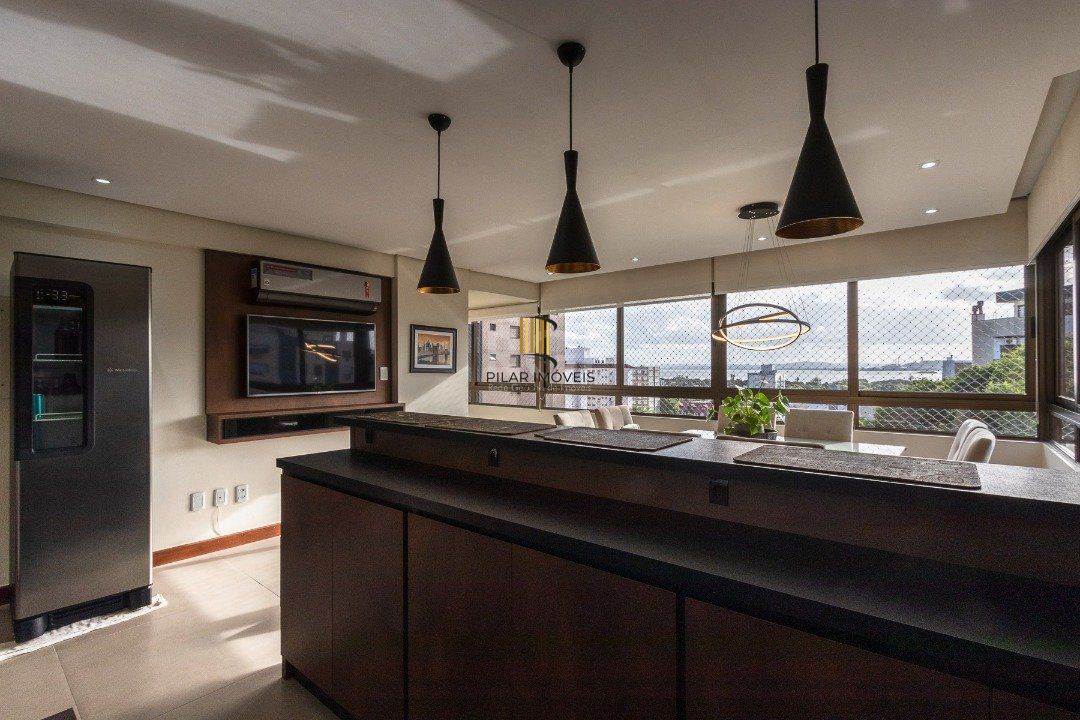 Cobertura para Venda - 444.3m², 3 dormitórios, sendo 1 suites, 4 vagas - Tristeza
