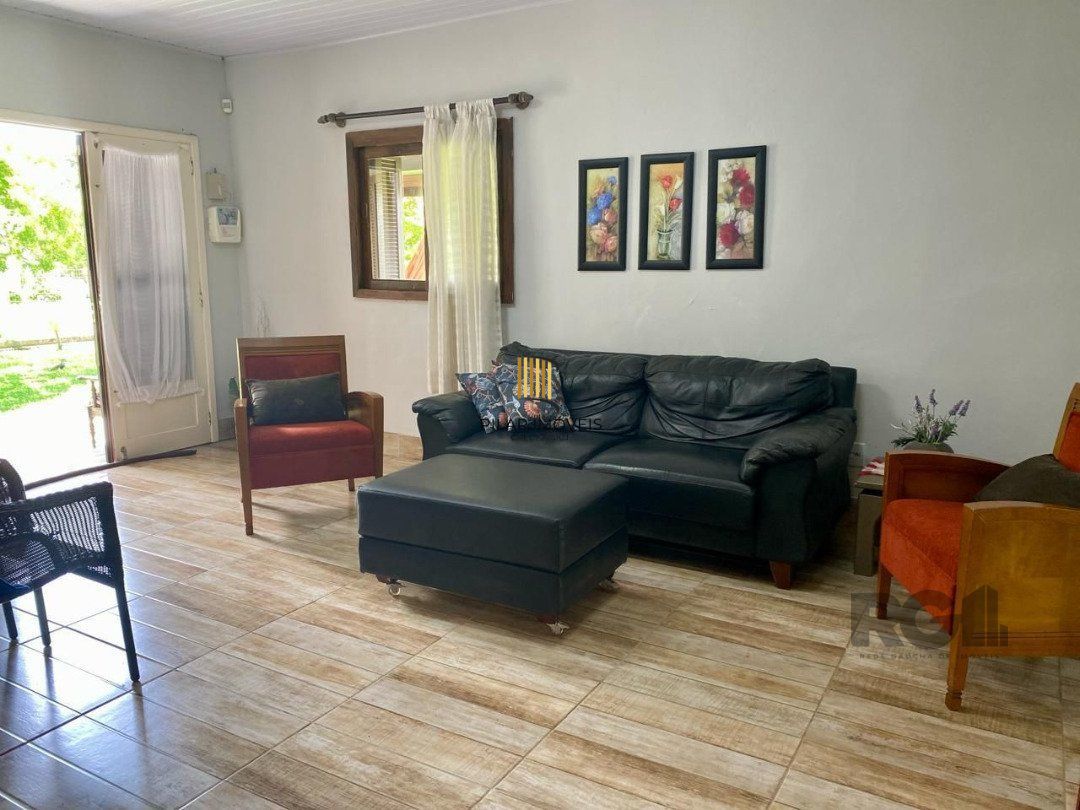 Casa 5 dormitórios, bairro Centro em Imbé.