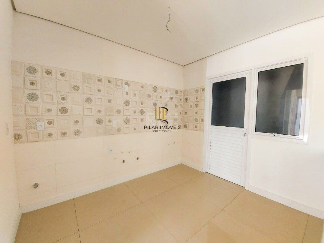 Casa Condominio para Venda - 128.96m², 4 dormitórios, sendo 2 suites, 2 vagas - Tristeza