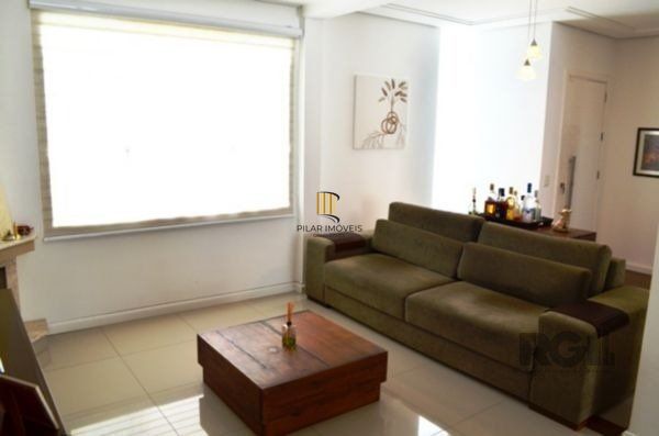 Casa para Venda - 140m², 3 dormitórios, sendo 1 suites, 1 vaga - Hípica