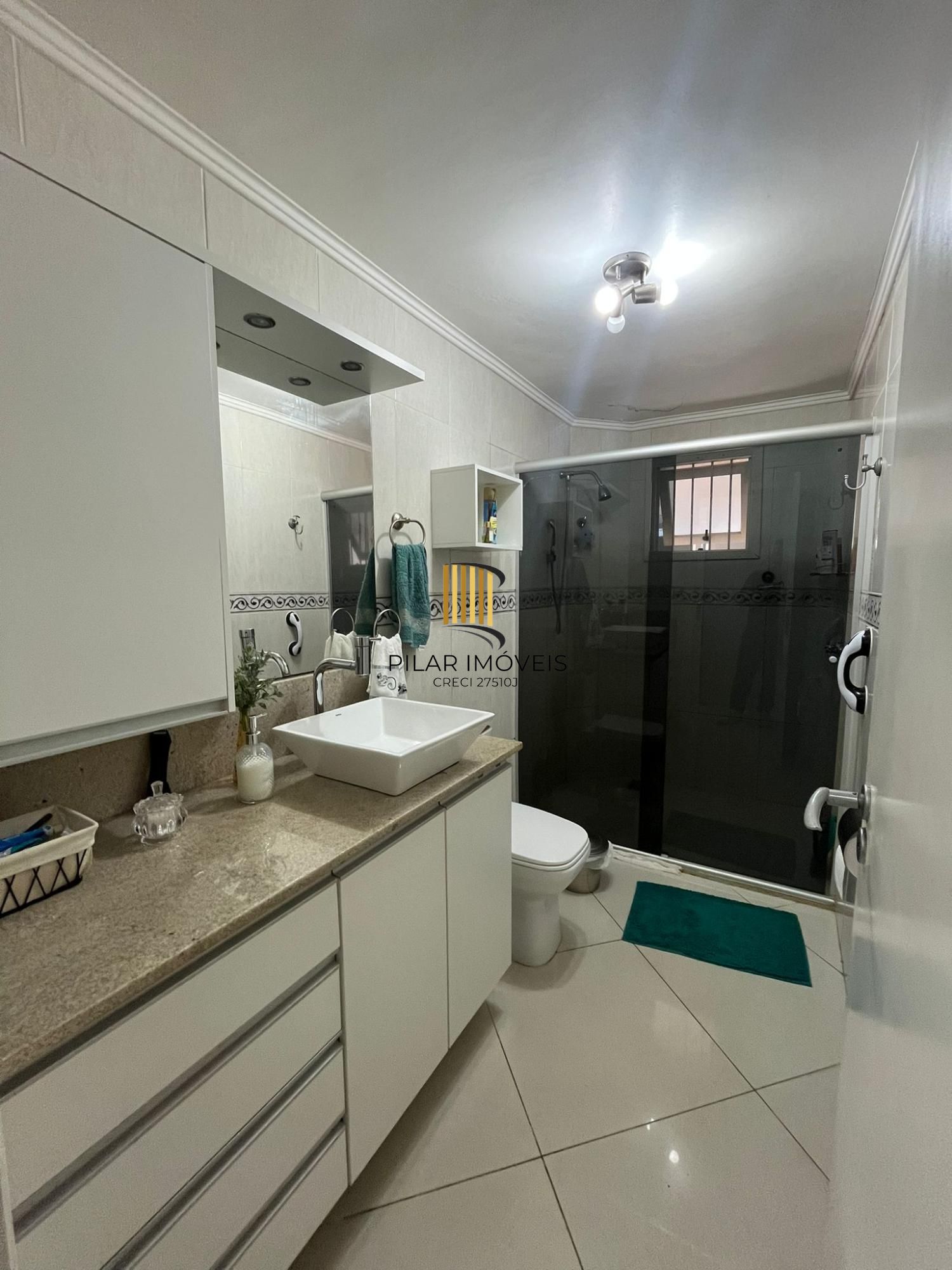 Duas casas no mesmo terreno – conforto, espaço e excelente localização!