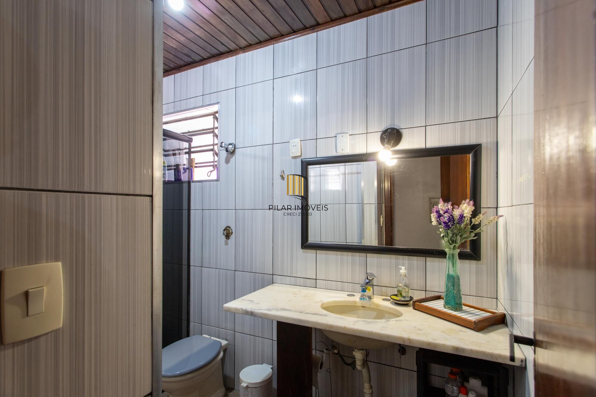 Casa para Venda - 286.28m², 2 dormitórios, sendo 1 suites, 3 vagas - Santa Tereza