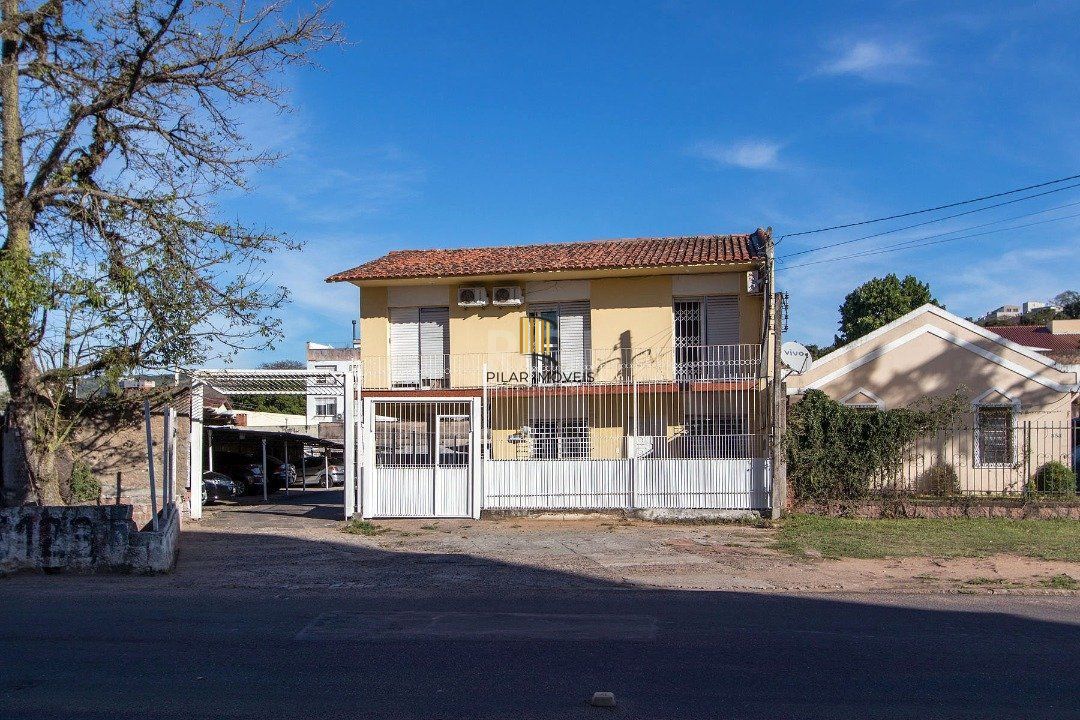 Casa Comercial para Venda - 112m², 3 dormitórios, 2 vagas - Medianeira - Pilar Imóveis