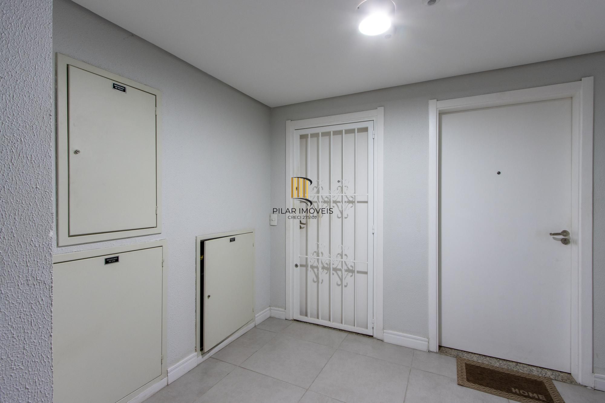 Apartamento 2 dormitórios no bairro Cristal