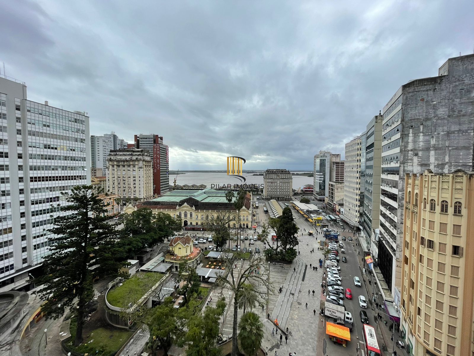 Sala Comercial com Vista Panorâmica no Centro!