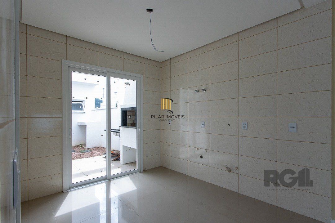 Casa 3 dormitórios no bairro Aberta dos Morros